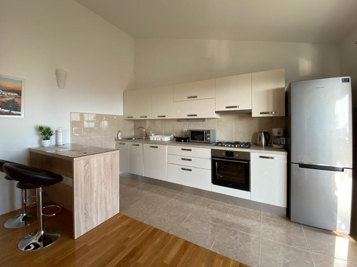 מלון מאקרסקה Apartman Ivan מראה חיצוני תמונה
