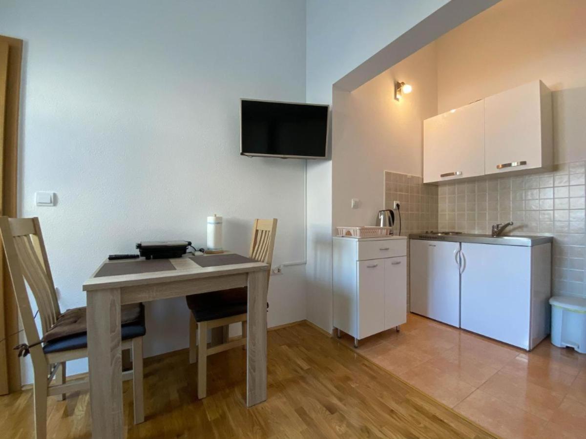 מלון מאקרסקה Apartman Ivan מראה חיצוני תמונה